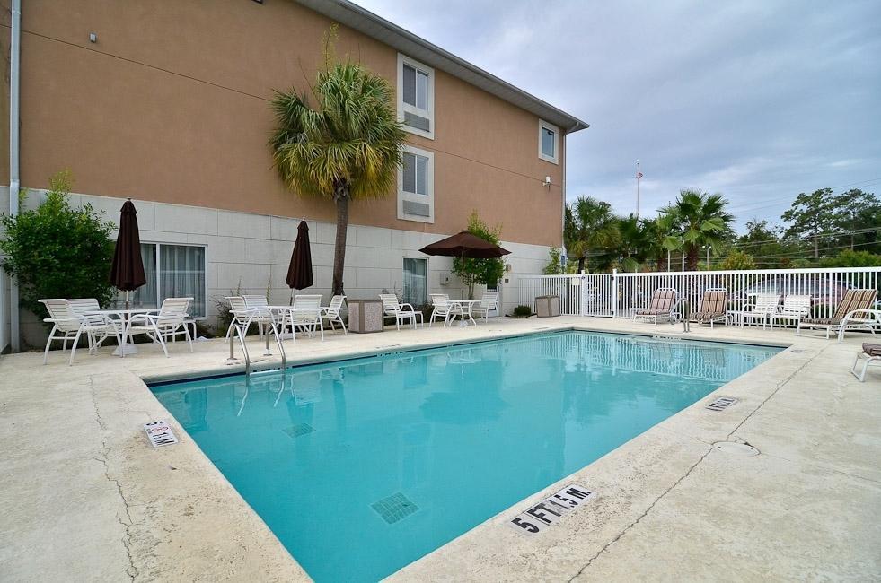 Sleep Inn & Suites Valdosta Exterior photo